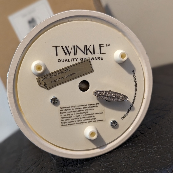 TWINKLE | musical waterglobe - Picture 7 of 8